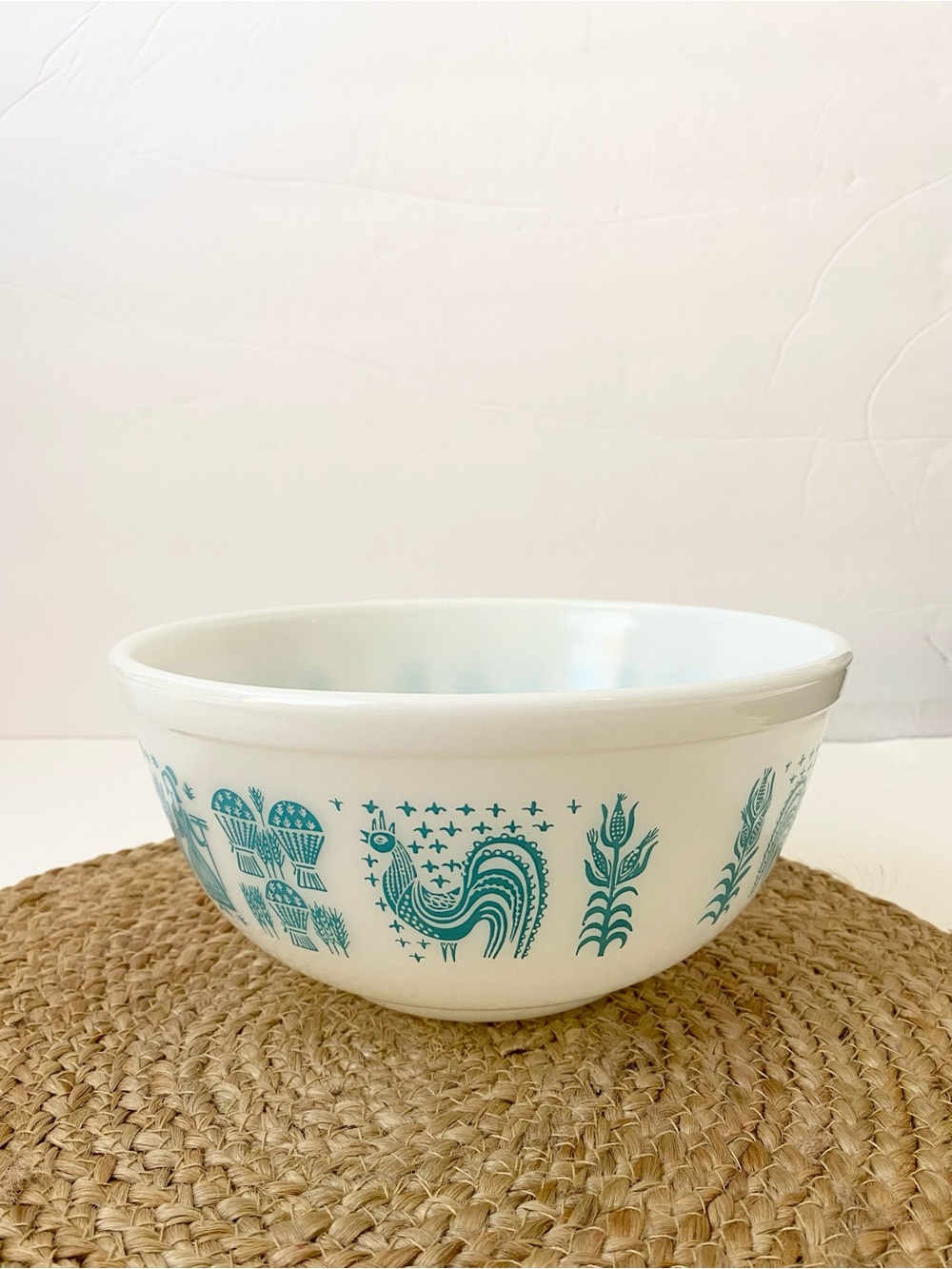vintage PYREX 403 Amish Butterprint Mixing Bowl - 2.5 Qt